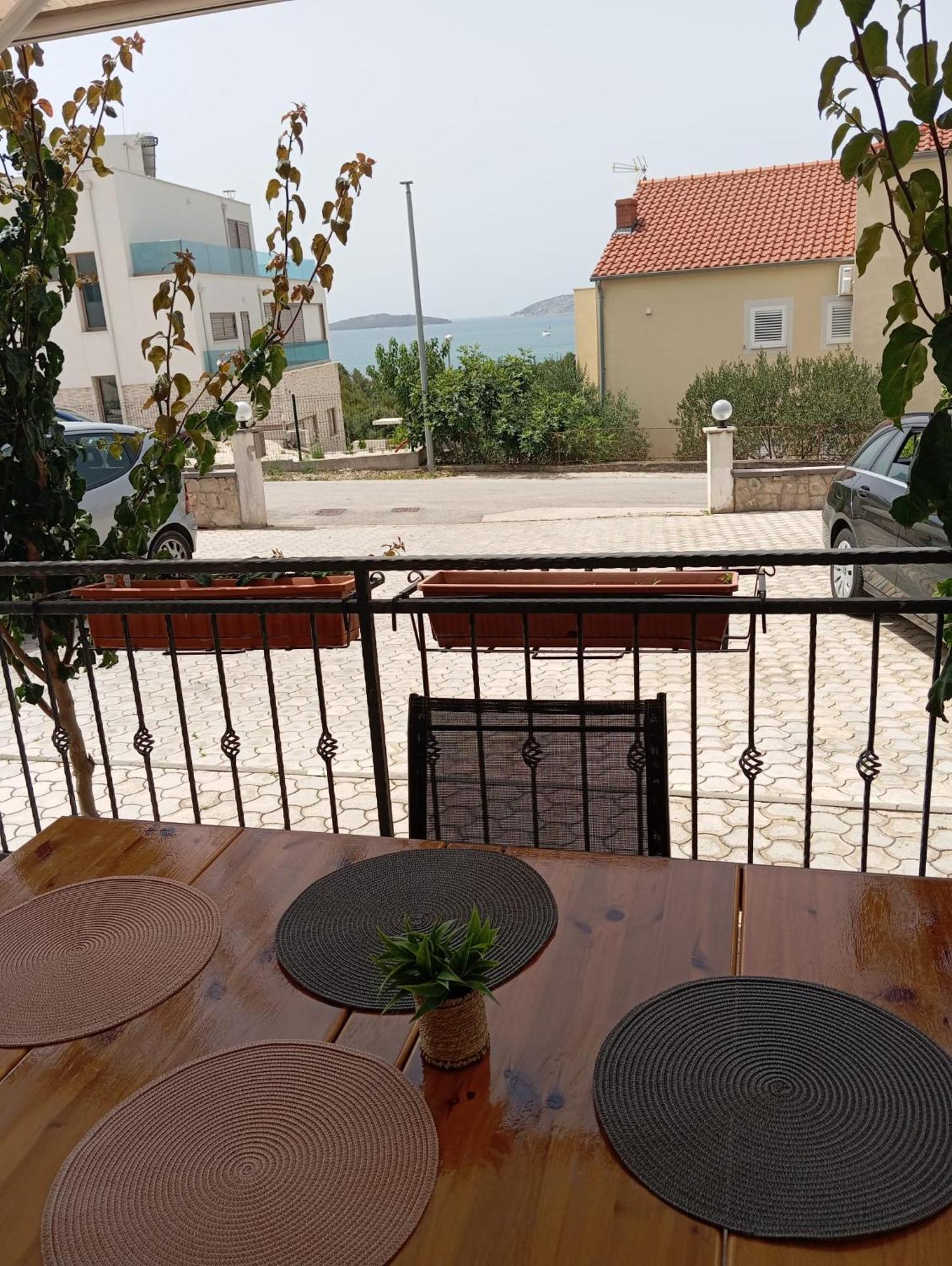 Apartments Gveric Šibenik Exteriör bild
