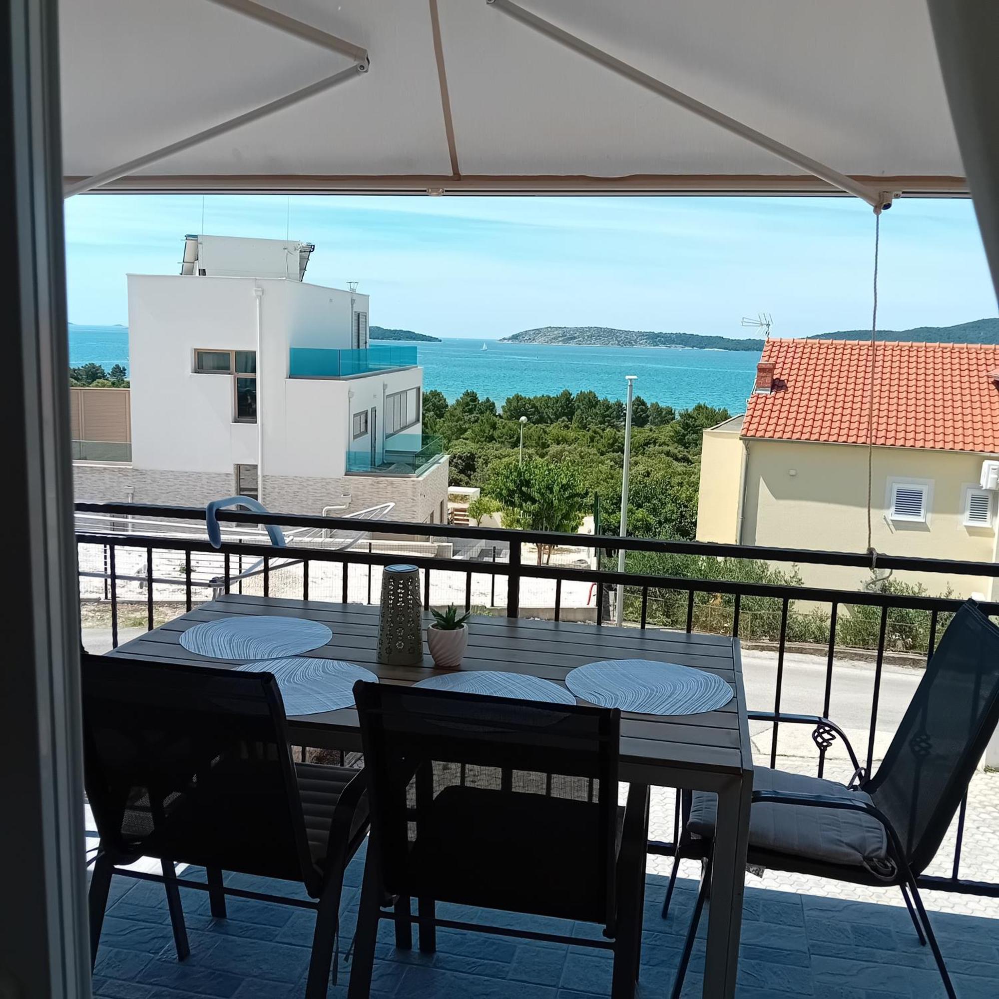 Apartments Gveric Šibenik Exteriör bild