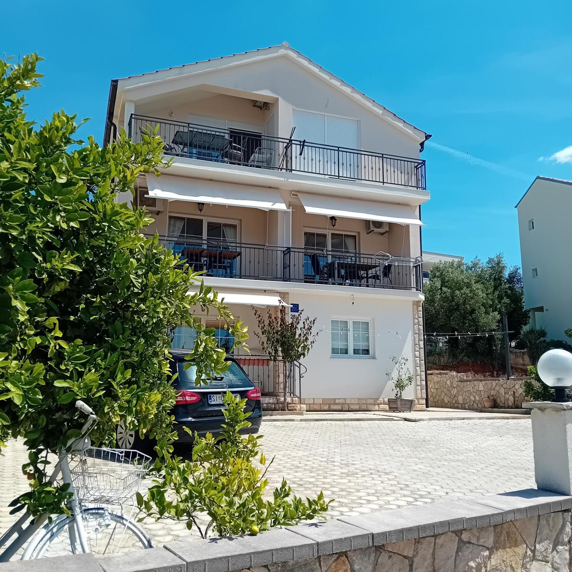 Apartments Gveric Šibenik Exteriör bild